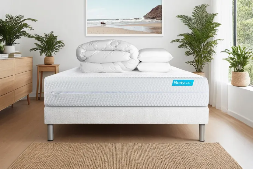 Pack lit complet 140x200 cm - Matelas + Sommier Blanc (en kit) + 2 oreillers + Couette - Biocare